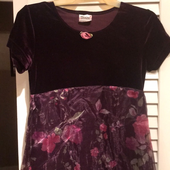 Girls holiday dress - Picture 2 of 6